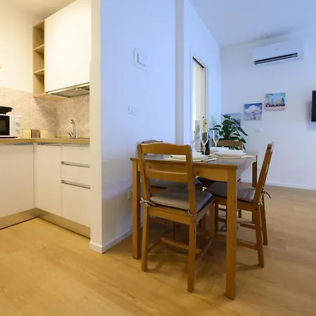Apartament Lady Hana 3 *